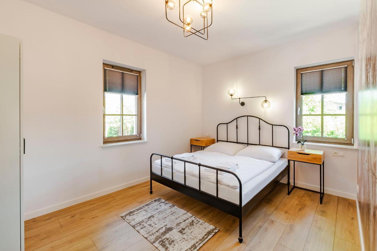 Vacationclub - Stone Hill Apartament 5 シクラルスカ・ポレンバ エクステリア 写真