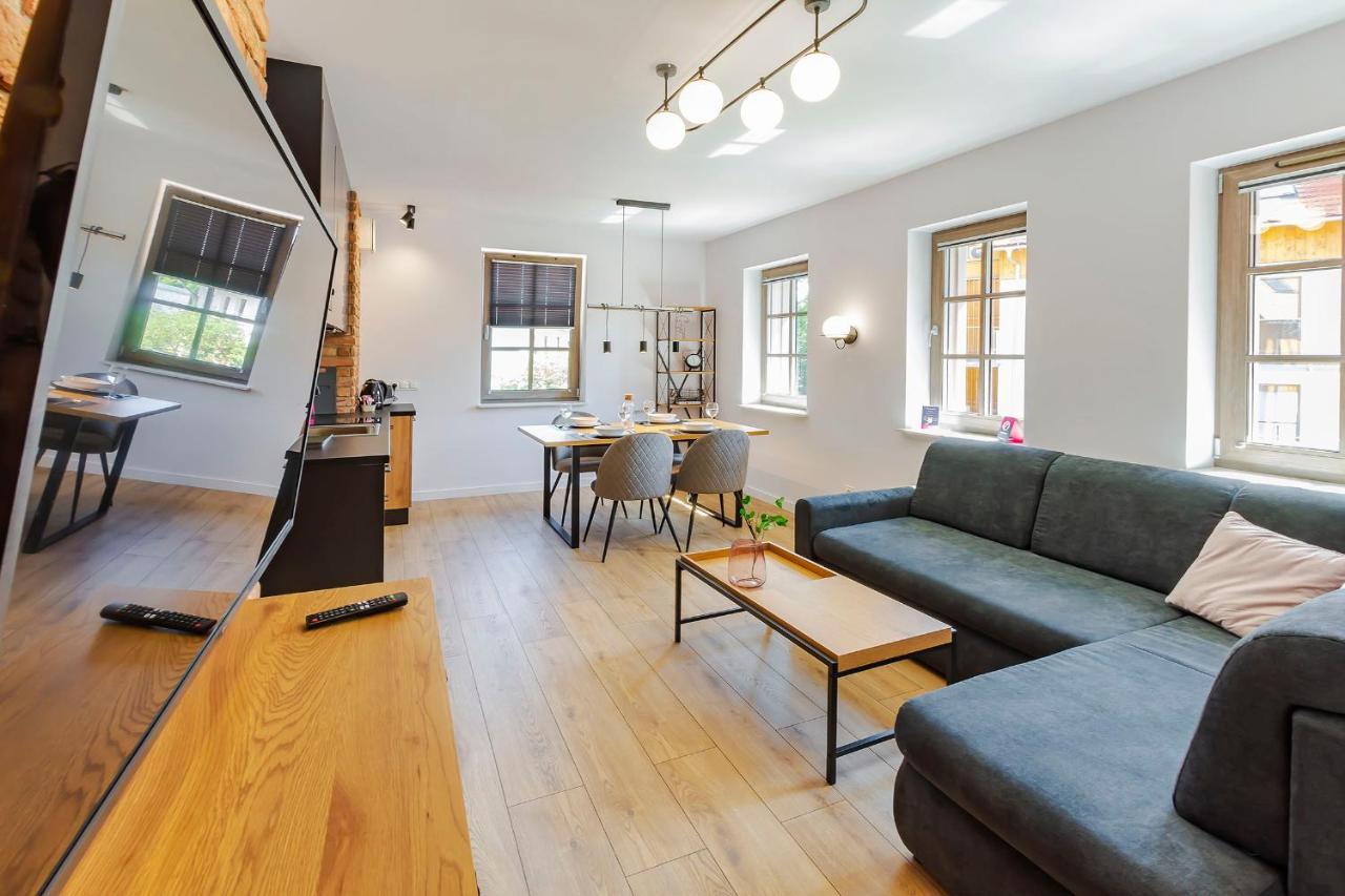 Vacationclub - Stone Hill Apartament 5 シクラルスカ・ポレンバ エクステリア 写真